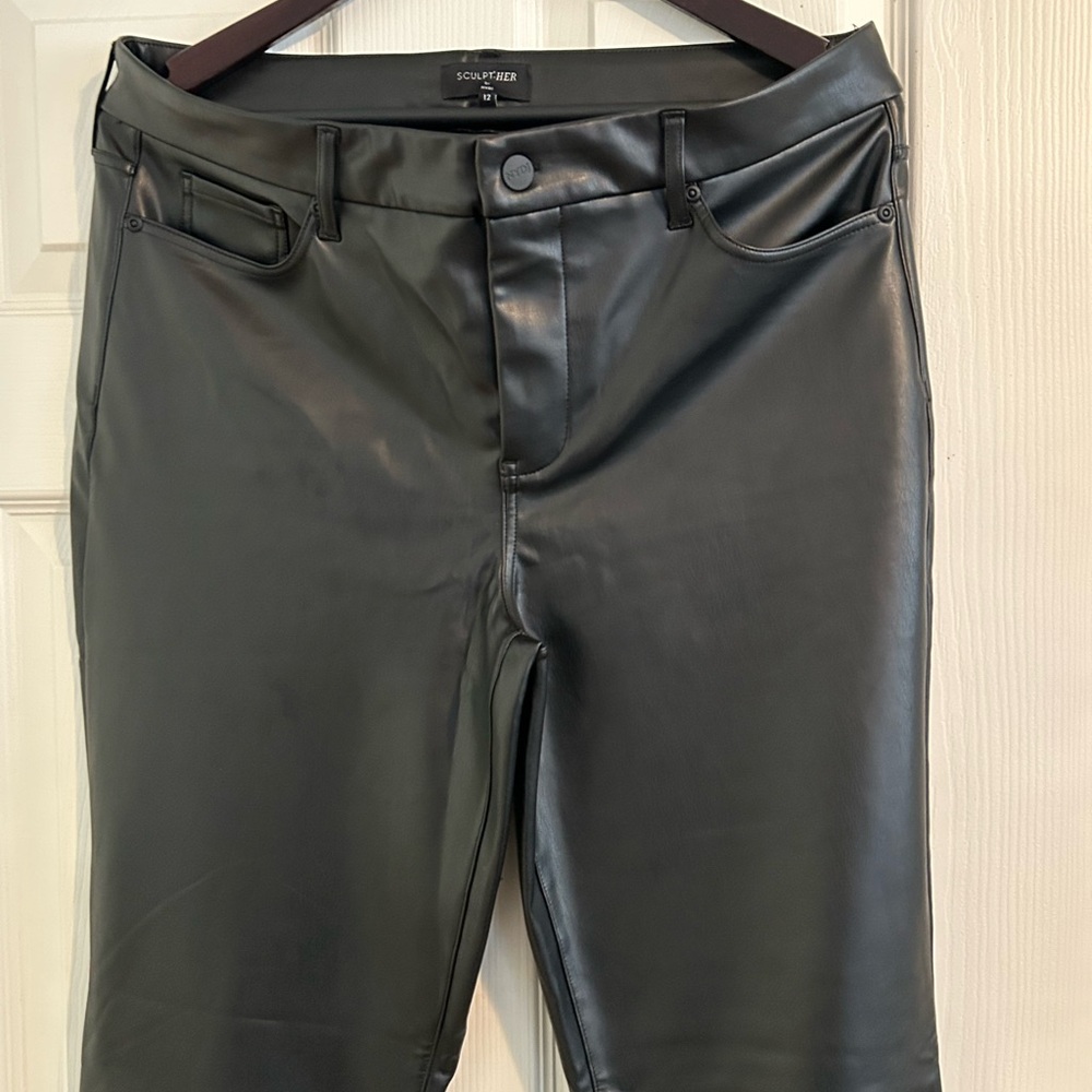 NYDJ MARILYN FAUX LEATHER  PANTS SIZE 12 NWT